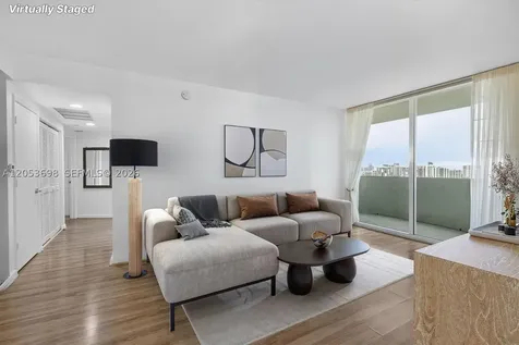 19501 W Country Club Drive Aventura FL 33180