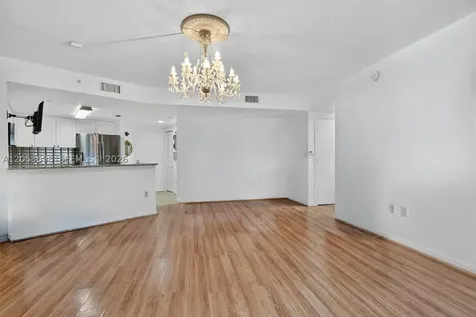 19501 W Country Club Drive Aventura FL 33180