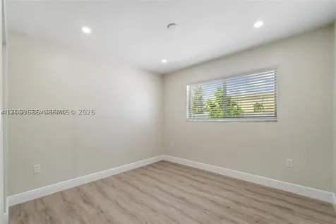 330 W 74th Place Hialeah FL 33014