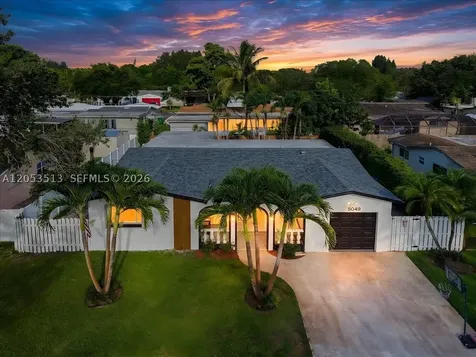 5049 SW 88th Terrace Cooper City FL 33328