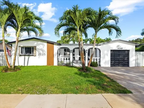5049 SW 88th Terrace Cooper City FL 33328
