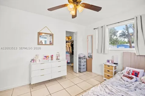 5049 SW 88th Terrace Cooper City FL 33328