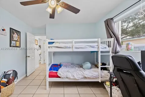 5049 SW 88th Terrace Cooper City FL 33328