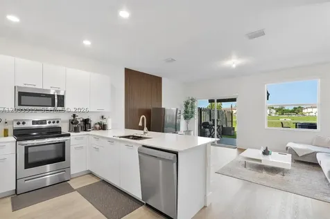 12424 NW 23rd Court Miami FL 33167