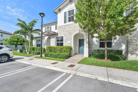 12424 NW 23rd Court Miami FL 33167