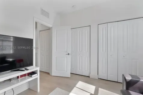 12424 NW 23rd Court Miami FL 33167