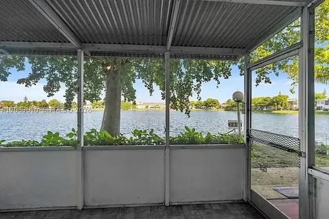 19000 NE 3rd Court Miami FL 33179