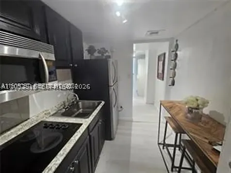 18071 Biscayne Boulevard Aventura FL 33160