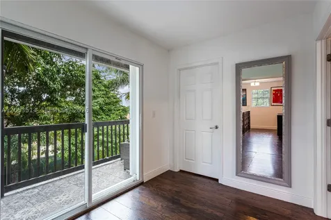 3154 SW 5th Street Miami FL 33135