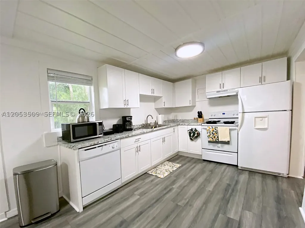 342 NW 7th Avenue Delray Beach FL 33444