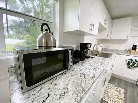 342 NW 7th Avenue Delray Beach FL 33444