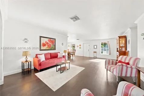 15425 N Miami Avenue Miami FL 33169