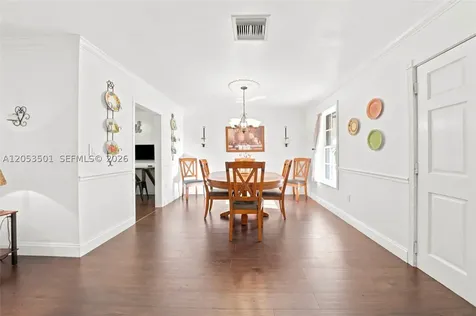 15425 N Miami Avenue Miami FL 33169