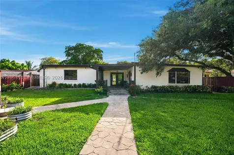 15425 N Miami Avenue Miami FL 33169