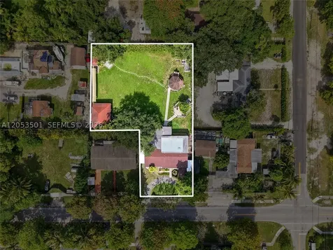 15425 N Miami Avenue Miami FL 33169