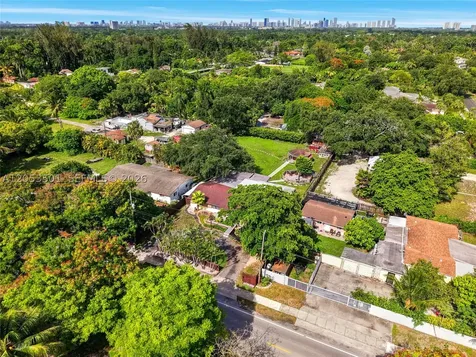 15425 N Miami Avenue Miami FL 33169