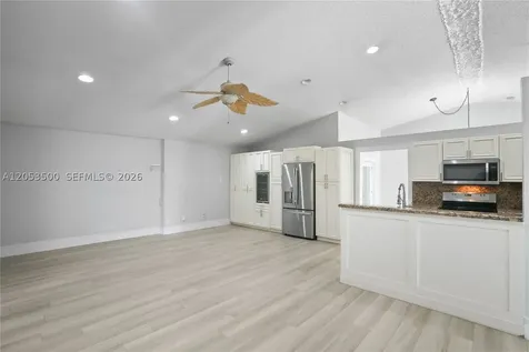 4040 NE 6th Avenue Deerfield Beach FL 33064