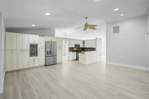4040 NE 6th Avenue Deerfield Beach FL 33064