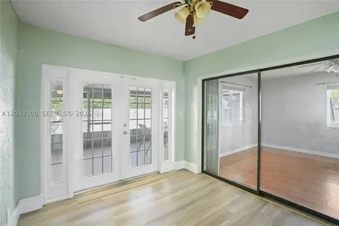 4040 NE 6th Avenue Deerfield Beach FL 33064