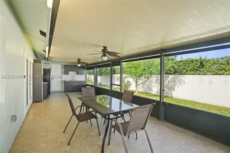 4040 NE 6th Avenue Deerfield Beach FL 33064