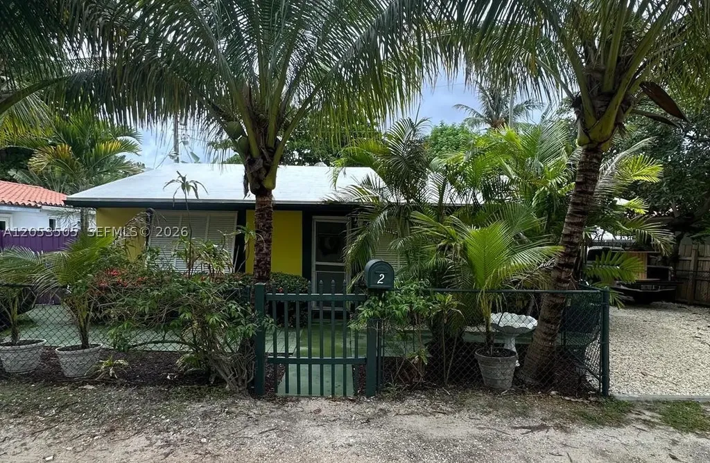 2 Kenmore Lane Boynton Beach FL 33435