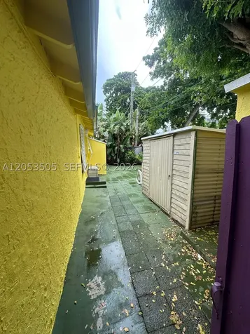 2 Kenmore Lane Boynton Beach FL 33435