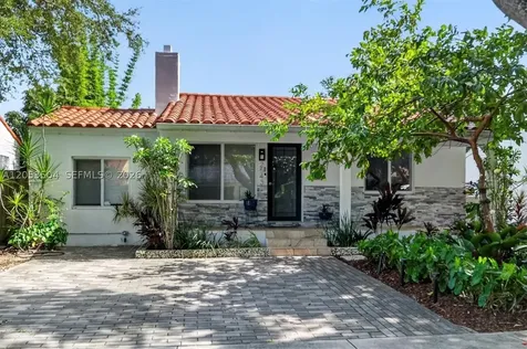 2543 SW 15th Street Miami FL 33145
