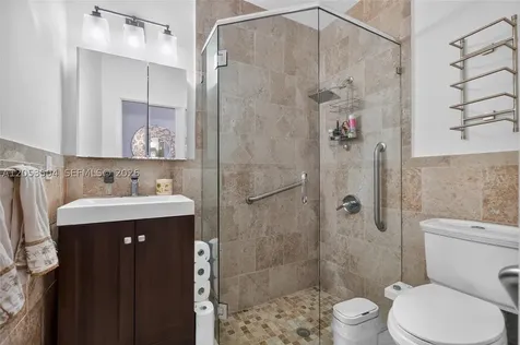 2543 SW 15th Street Miami FL 33145