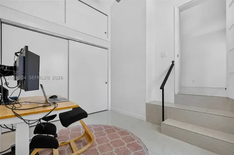 2543 SW 15th Street Miami FL 33145