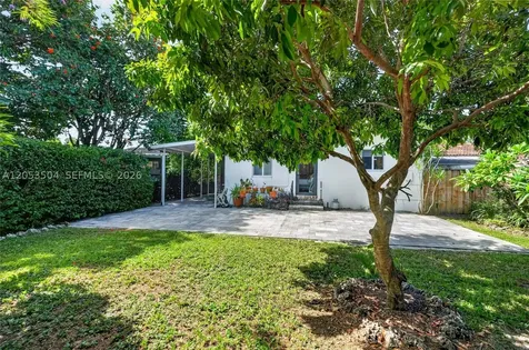 2543 SW 15th Street Miami FL 33145