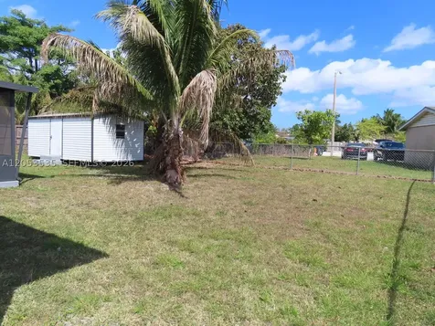 95 SW 17th Terrace Homestead FL 33030