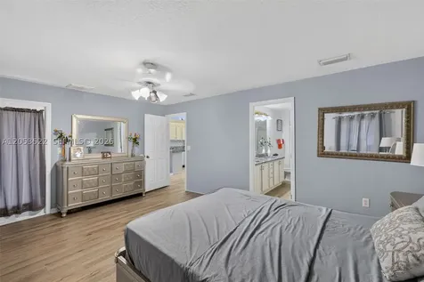 1020 NW 14th Street Cape Coral FL 33993