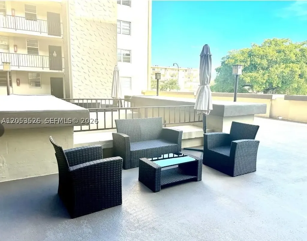 1811 Jefferson Street Hollywood FL 33020