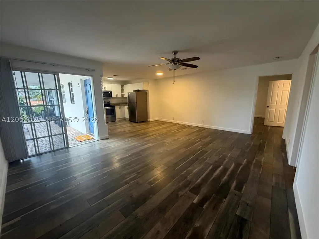 1425 NE 56th Street Fort Lauderdale FL 33334