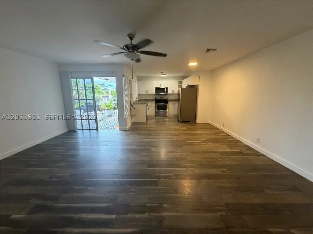 1425 NE 56th Street Fort Lauderdale FL 33334