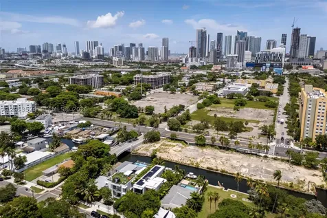 700 NW 7th Avenue Miami FL 33136