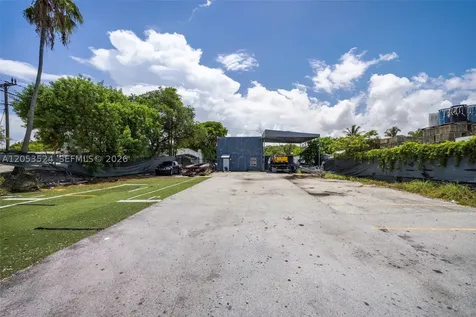 700 NW 7th Avenue Miami FL 33136