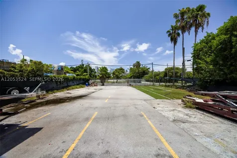 700 NW 7th Avenue Miami FL 33136