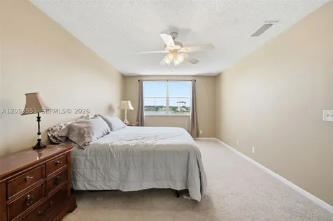 6633 Bayfront Drive Margate FL 33063