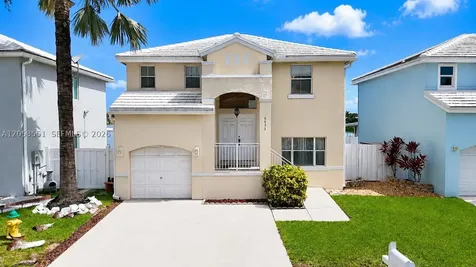 6633 Bayfront Drive Margate FL 33063