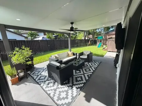 1490 Flamingo Court Pembroke Pines FL 33026