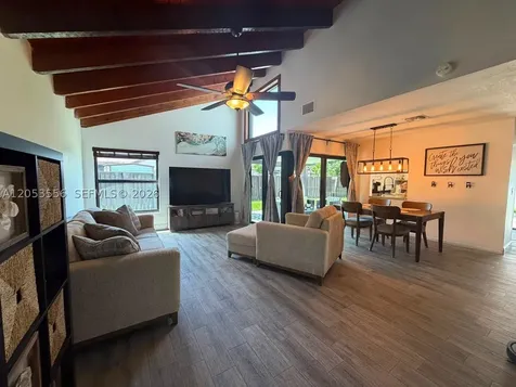 1490 Flamingo Court Pembroke Pines FL 33026