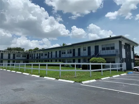 2300 Pierce Street Hollywood FL 33020