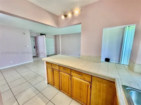 17011 N Bay Road Sunny Isles Beach FL 33160