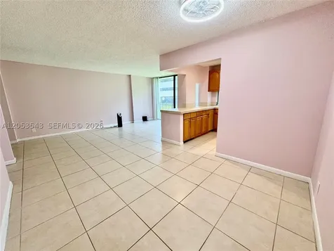17011 N Bay Road Sunny Isles Beach FL 33160