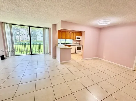 17011 N Bay Road Sunny Isles Beach FL 33160