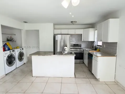 6822 SW 130th Avenue Miami FL 33183
