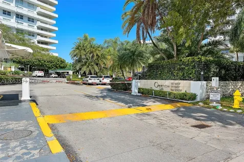 199 Ocean Lane Drive Key Biscayne FL 33149