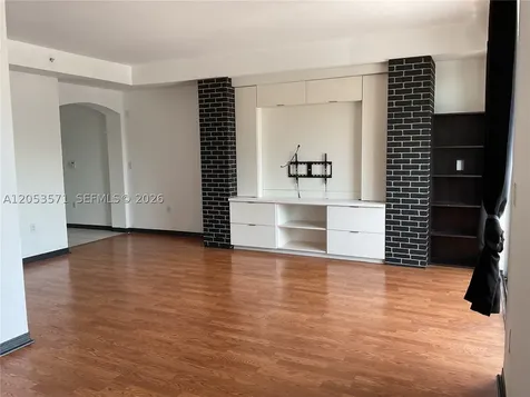 8936 W Flagler Street Miami FL 33174