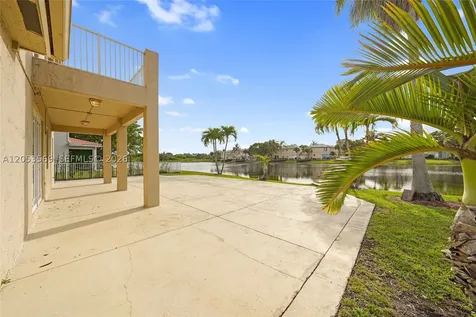 850 NW 168th Avenue Pembroke Pines FL 33028